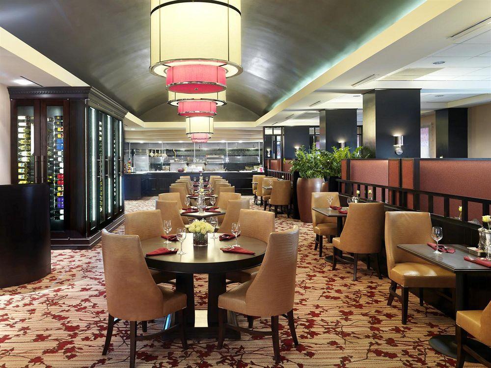 Sheraton Suites Wilmington Downtown Restaurace fotografie