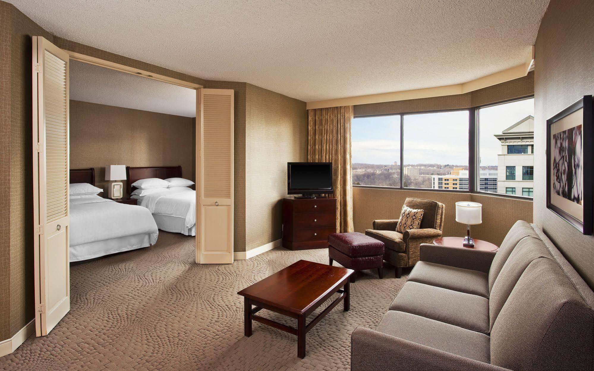 Sheraton Suites Wilmington Downtown Exteriér fotografie